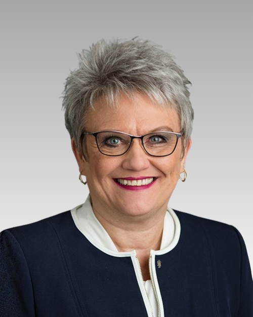 Image of Marie Phillips at Jones & Roth CPAs & Business Advisors